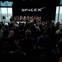 SpaceX上市首日市值突破2.1万亿美元：史上最大IPO的狂欢与隐忧