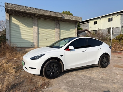 开特斯拉ModelY两年半的用车感受，真的一言难尽